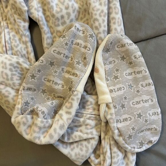5t carters fleece cheetah print footed pajama - Picture 4 of 4